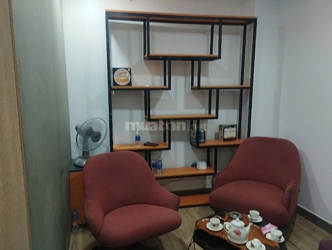SANG NHƯỢNG LẠI VĂN PHÒNG CÔNG TY