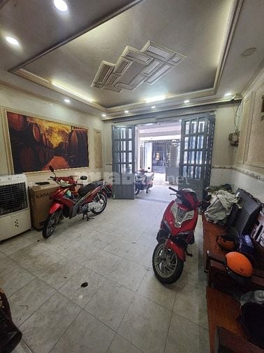 Nhà rộng 146m vuông hẻm 3m,  cách đường chính 30m, 4PN