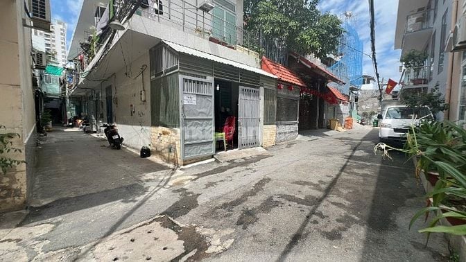 🏡 BÁN NHÀ NHỎ GIÁ TỐT – SỔ HỒNG RIÊNG – Ô TÔ TỚI NHÀ - CHỈ 3 TỶ 250