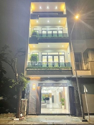 Cần bán nhà phố gần đường Nguyễn Hữu Trí , giá chỉ từ 3,6 tỷ