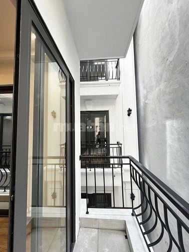 Bán nhà Xuân Đỉnh 35m, 5 tầng. Mặt tiền 6,7m, đường vào 3m cực hiếm!