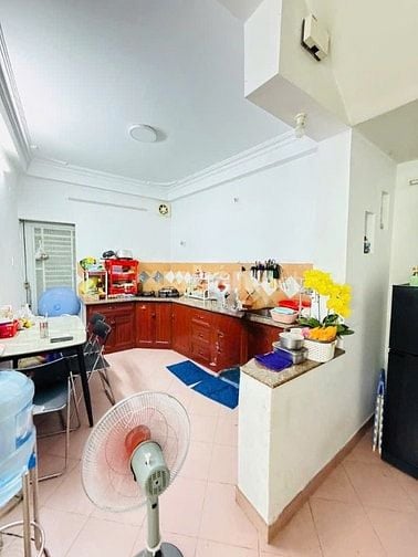 Hẻm xe hơi Lý Chính Thắng-Tr Q Thảo,4Tầng,4PN,Nở Hậu,Thông ra Hoàng Sa