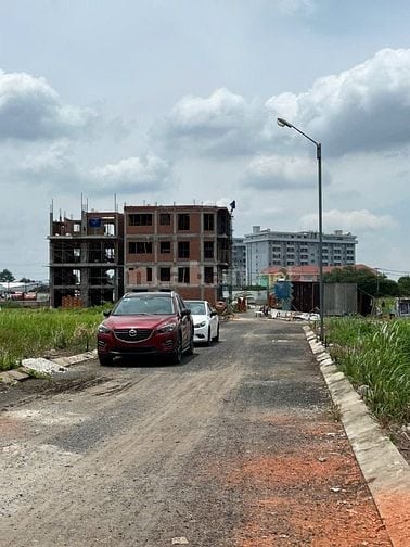 GIÁ TỐT, NHÀ PHỐ THÔ 1 TRỆT 1 LỬNG 2 LẦU, THỦ ĐỨC, 4.5 TỶ, SỔ RIÊNG