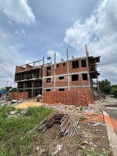 GIÁ TỐT, NHÀ PHỐ THÔ 1 TRỆT 1 LỬNG 2 LẦU, THỦ ĐỨC, 4.5 TỶ, SỔ RIÊNG