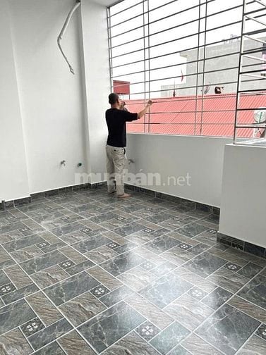 Bán nhà 3 tầng ngõ rộng 3m cách đường Máng chỉ 20m