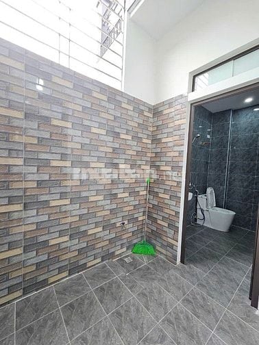 Bán nhà 3 tầng ngõ rộng 3m cách đường Máng chỉ 20m
