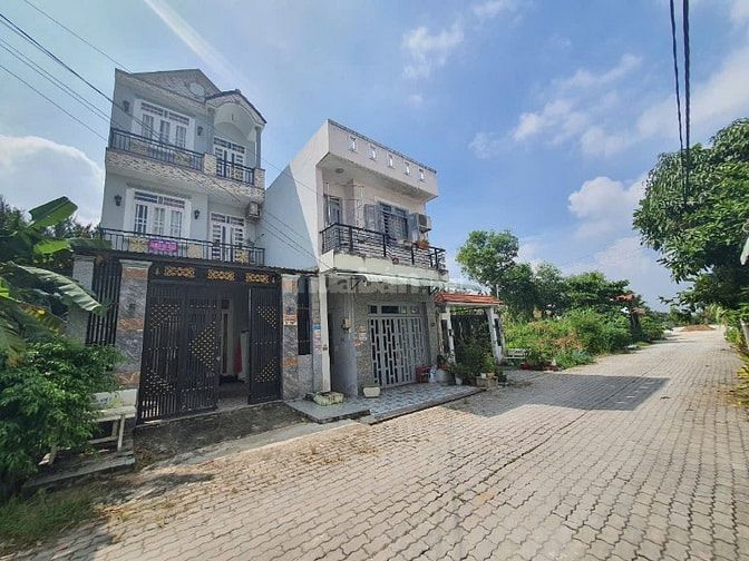 Cho Thuê Nhà  Nguyên Căn 2 Lầu Hẻm 10m , số 154 Nguyễn Văn Tạo. Nhà Bè