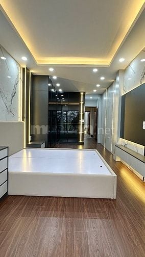 Nhà 2 Mặt Tiền mặt phố Chính Minh Khai-Dương Văn Bé. MB70m2*6T thang M