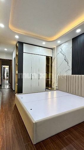 Nhà 2 Mặt Tiền mặt phố Chính Minh Khai-Dương Văn Bé. MB70m2*6T thang M