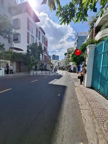 Bán đất 2 mặt tiền Trần Đình Xu p. Cô Giang quân 1 giá 450 tỷ