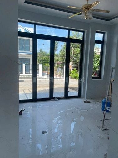 Nhà 1 lầu mới xây 8,35x13m xã Phước Vĩnh An, Củ Chi, SHR, 3,15 tỷ.