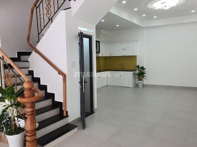 Cần cho thuê nhà HXH 86/2A Phổ Quang P.2 Q.Tân Bình gần CV Gia Định.