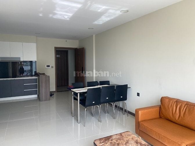 Cho thuê căn hộ 3 phòng ngủ, full nội thất, giá 19 triệu , căn góc!
