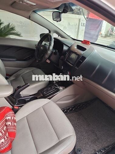 Kia K3 2015 2.0 AT - 200000 km