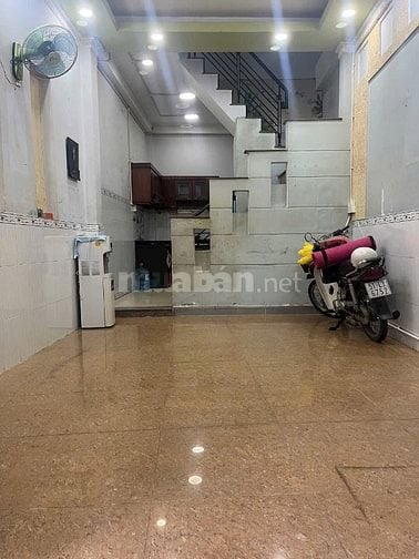 40m2. Cao xuân dục P12Q8.hẻm 137 cao xuân dục. 4tỷ680(Thương Lượng)