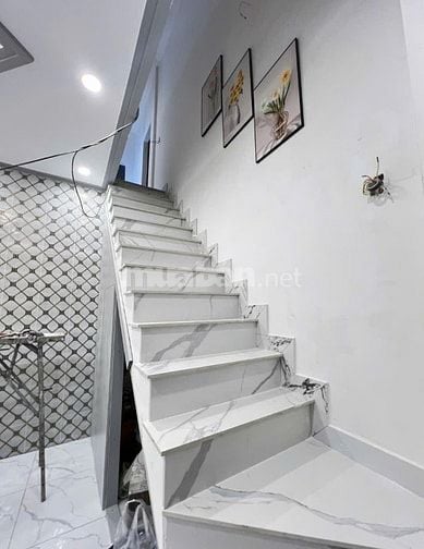 BÁN NHÀ TỈNH LỘ 10 GIÁP BÀ HOM Q6
