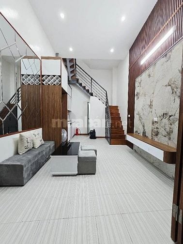 BÁN NHÀ BẠCH MAI_NGÕ NÔNG RỘNG_5TẦNG/3NGỦ_FULL NỘI THẤT_27m2_NHỈNH 5TỶ