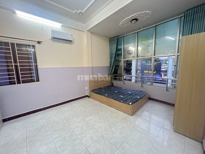 Sang mặt tiền + căn hộ dịch vụ