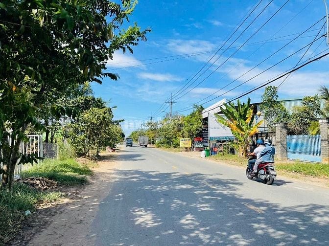 Bán gấp đất thổ cư giá rẻ diện tích 100m2 ( 5mx20m) đường Lê Thị Vui