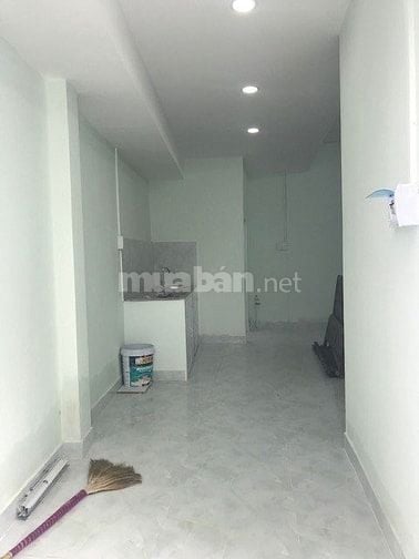 CHO THUÊ NGUYÊN CĂN 7tr: 56m2(4x14), Hẽm lớn, P6 GV, điện nước nhà nc 