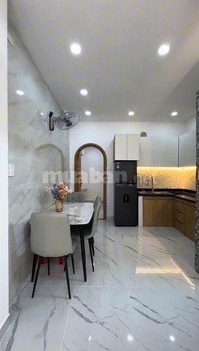 BÁN NHÀ GẦN CHỢ THỊ NGHÈ, Đ NGUYỄN VĂN LẠC, TRUNG TÂM BÌNH THẠNH