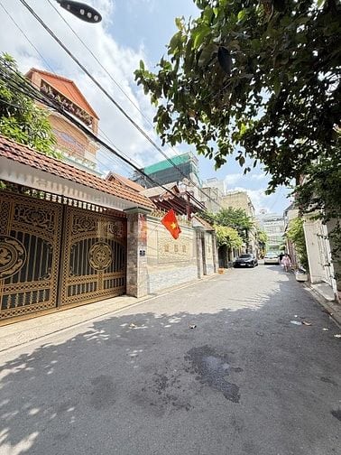 130M - TOÀ CHDV 6 TẦNG - 20P - 1 SÀN TRỐNG - THANG MÁY