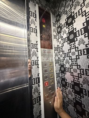 130M - TOÀ CHDV 6 TẦNG - 20P - 1 SÀN TRỐNG - THANG MÁY