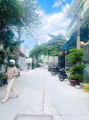 GẤP BÁN, NHÀ NGAY AN DƯƠNG VƯƠNG, NGUYỄN QUÝ YÊM, HẺM 7M XE HƠI THÔNG