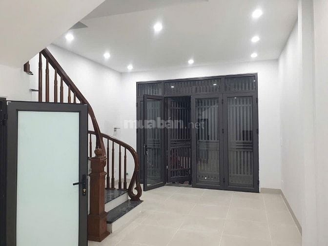 Chính Chủ Bán Nhà Ngõ 598 Ngọc Hồi - Gần BV Nội Tiết TW 37M2 -5.8 Tỷ