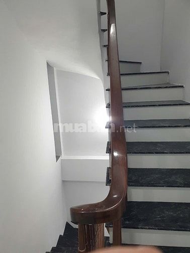 Chính Chủ Bán Nhà Ngõ 598 Ngọc Hồi - Gần BV Nội Tiết TW 37M2 -5.8 Tỷ