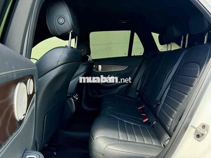 Mercedes Benz GLC 2021 200 4MATIC - 55000