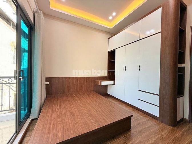 Bán nhà Khương Đình, Hà Nội, S: 45m2, xây 4,5 tầng, 10,5 tỷ