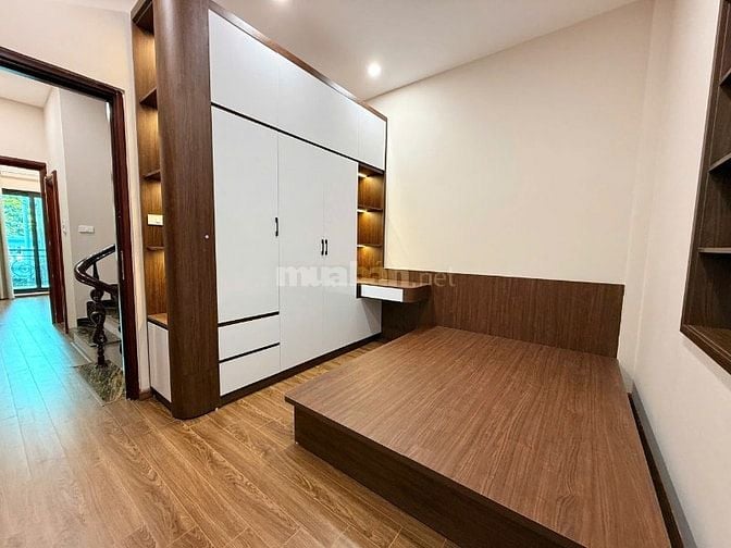 Bán nhà Khương Đình, Hà Nội, S: 45m2, xây 4,5 tầng, 10,5 tỷ