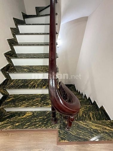Bán nhà Khương Đình, Hà Nội, S: 45m2, xây 4,5 tầng, 10,5 tỷ