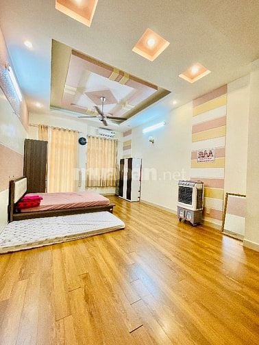 Khu Bình Phú - 4 tầng - 4m x 64m - 5PN khép kín - Đường 10m