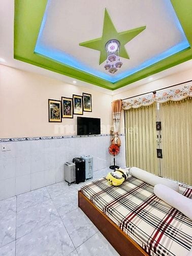 Mặt tiền kinh doanh Lý Chiêu Hoàng - 5 tầng - 4m x 26m - Thang máy