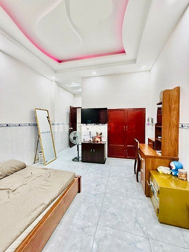 Mặt tiền kinh doanh Lý Chiêu Hoàng - 5 tầng - 4m x 26m - Thang máy