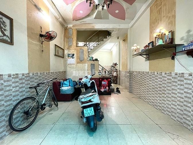 Nhà 3 Lầu DT:5x12,5m hẻm Quang Trung, P10,Q.Gò Vấp.