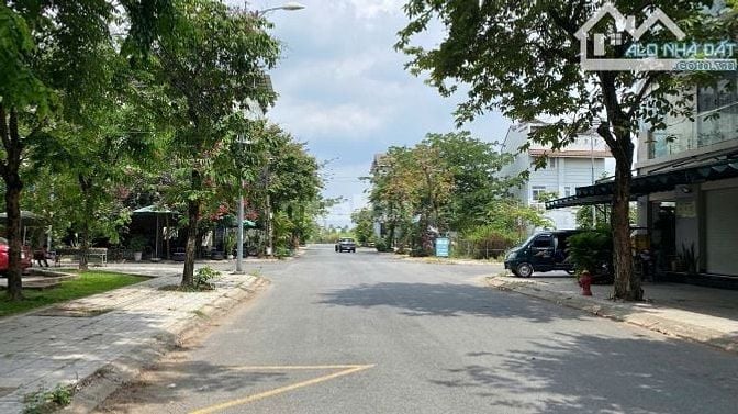 CHO THUÊ ĐẤT 2 MẶT TIỀN VỊ TRÍ TỐT TẠI CÁT LÁI, TP. THỦ ĐỨC  