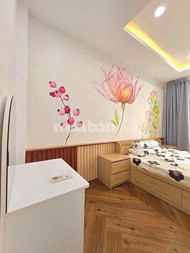 Nhà Thạnh Xuân (4x16)3 lầu 4PN, đường xe oto 8m