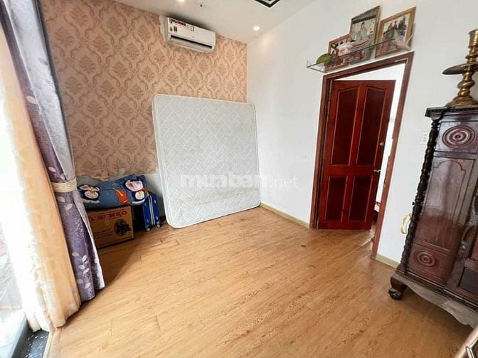 Nhà rộng thông thoáng có thu nhập hàng tháng đường Đặng Văn Bi,Thủ Đức