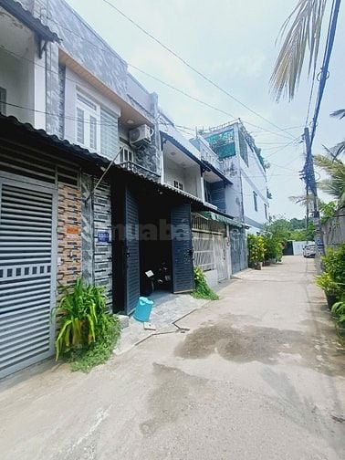 Nhà riêng 1Trệt + 1 Lầu đúc, tại Hẻm Thạnh Xuân 40, Quận 12, Xe hơi đế