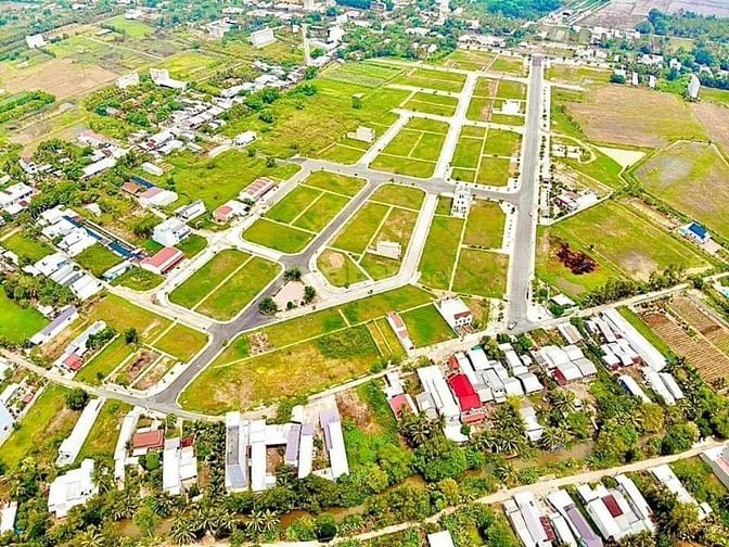 ĐỊNH CƯ CẦN BÁN GẤP ĐẤT NỀN RẺ HƠN THỊ TRƯỜNG 500TR