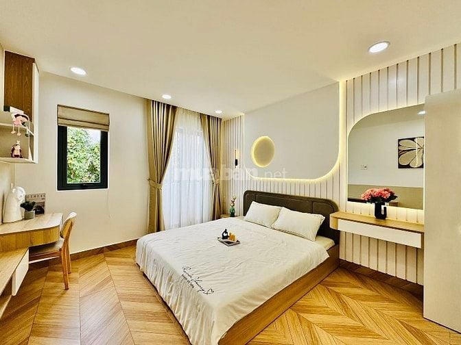 Cần tiền bán gấp Nhà 3 lầu đẹp Cao Cấp Thống Nhất, P10, Q.Gò Vấp.