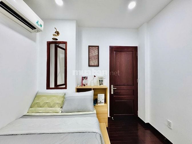 Nhà mặt tiền trương đăng quế, 3 tầng, full nội thất