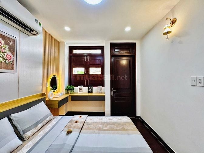 Nhà mặt tiền trương đăng quế, 3 tầng, full nội thất