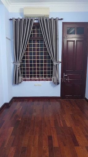 Cho thuê nhà nguyên Căn ngõ 463 Phố Đội Cấn - Ba đình - 14 triệu