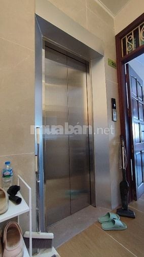 Cho thuê căn hộ khép kín đầy đủ tiện nghi ở Phố Liễu Giai, Vạn Bảo 8,5