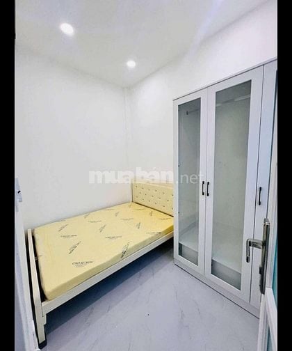 Bán nhà Cô Giang Q1 chỉ 3,2 tỷ 2 tầng mới đẹp gần mặt tiền.