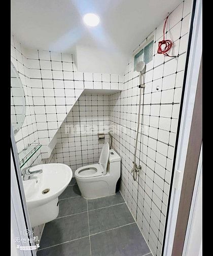 Bán nhà Cô Giang Q1 chỉ 3,2 tỷ 2 tầng mới đẹp gần mặt tiền.